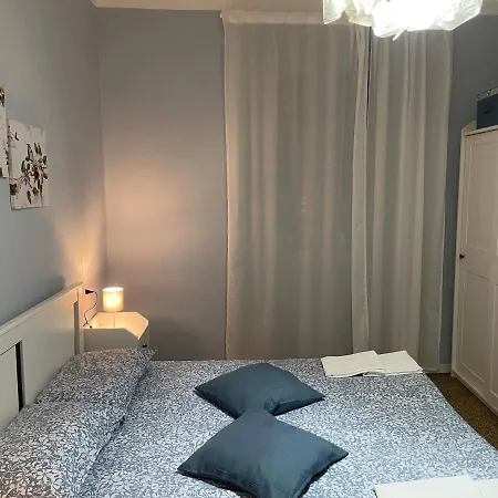 Lovenest - Acquarium 50m Pensión *