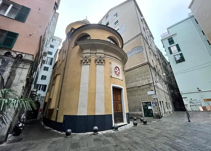 Lovenest - Acquarium 50m Pensión Génova