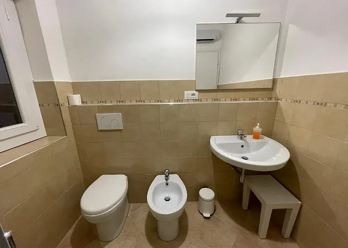 Lovenest - Acquarium 50m Génova